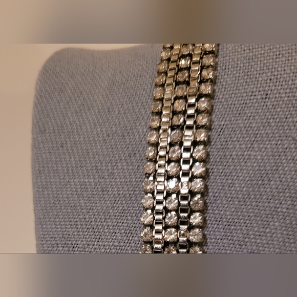 Vintage Three Clear Rhinestone Line Silver Necklace - Picture 4 of 7